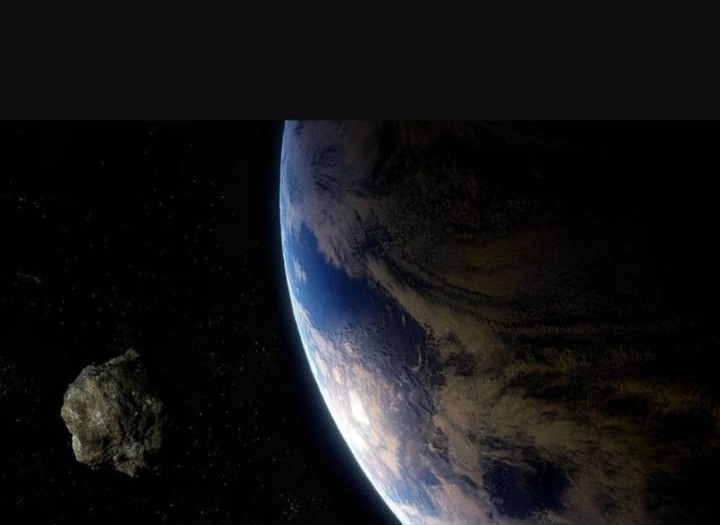 NASA reveló las imágenes del asteroide que se acerca a la Tierra. El objeto celeste que viaja a 31 mil kilómetros por hora, tiene un diámetro de entre 1,8 y 4,1 kilómetros y pasará cerca del planeta el 29 de abril.