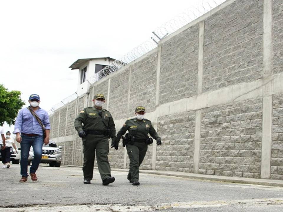 Felipe Harman pide tranquilidad a comunidades aledañas a la cárcel de Villavicencio