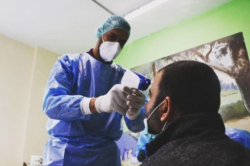 Israel ataca clínica palestina de diagnóstico de Covid-19
