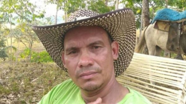 Asesinan a dirigente comunal colombiano Julio César Hernández