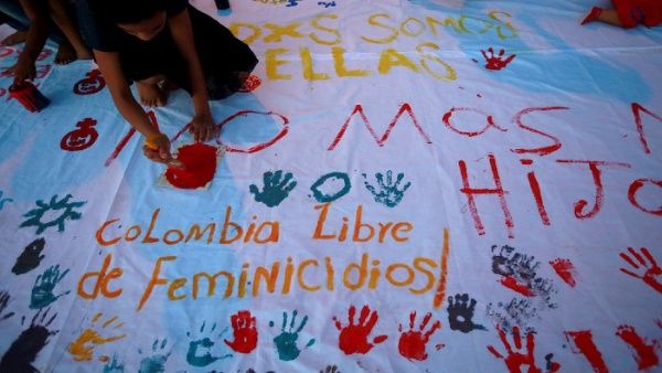 Convocan a cacerolazo contra violencia femenina en Colombia