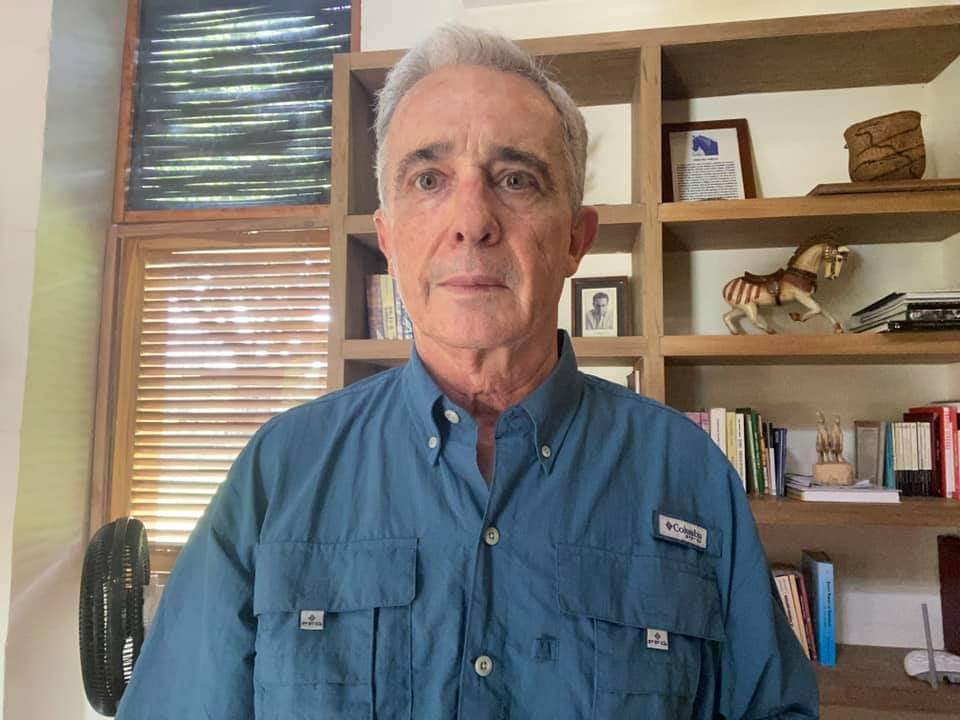 Uribe: Hoy fui reseñado como preso #1087985