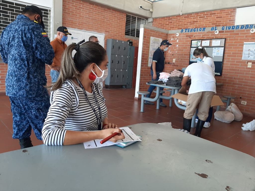 En Yopal entregan donación a reclusos de la Cárcel La Guafilla