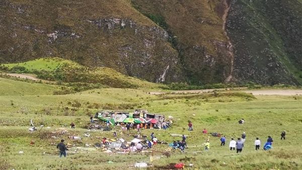 Reportan 22 fallecidos por accidente de tránsito en Perú